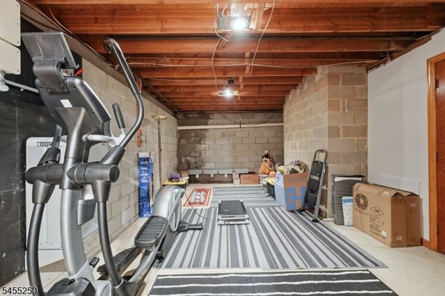 41 Florham Rd, Parsippany-troy Hills Twp., NJ 07054