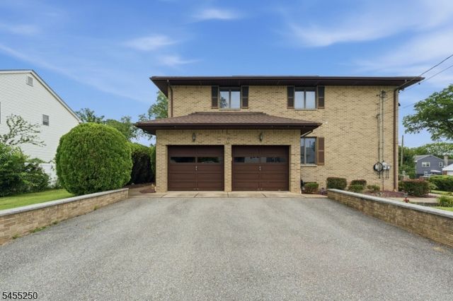 41 Florham Rd, Parsippany-troy Hills Twp., NJ 07054