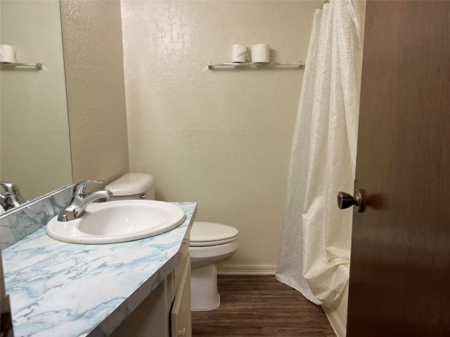 8408 S Brookline Avenue, Oklahoma City, OK 73159
