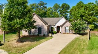 545 Willow Valley Circle, Brandon, MS 39047