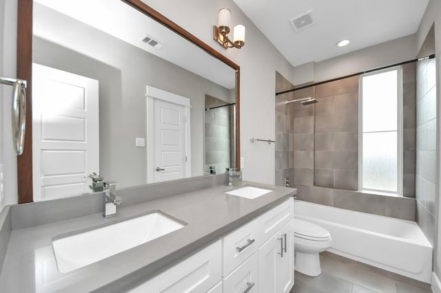 1411 Boswell Street, Houston, TX 77009