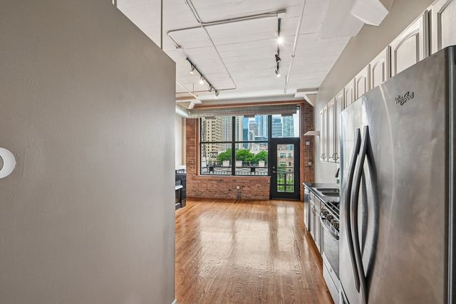 1601 S Michigan Avenue 405, Chicago, IL 60616