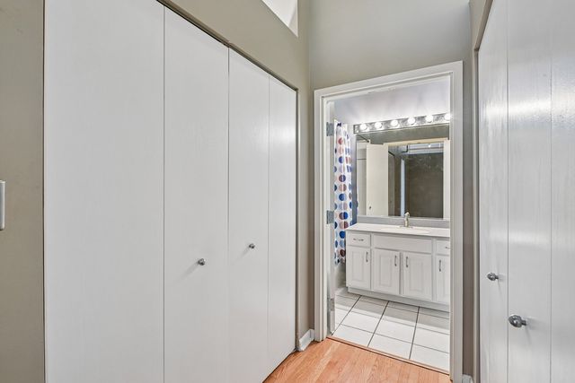 1601 S Michigan Avenue 405, Chicago, IL 60616