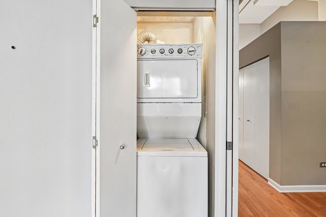 1601 S Michigan Avenue 405, Chicago, IL 60616