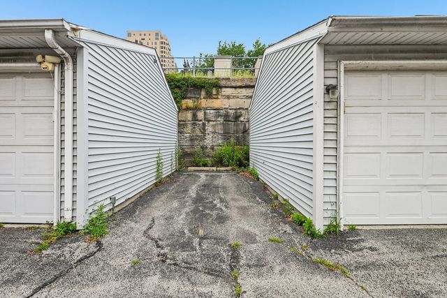 1601 S Michigan Avenue 405, Chicago, IL 60616