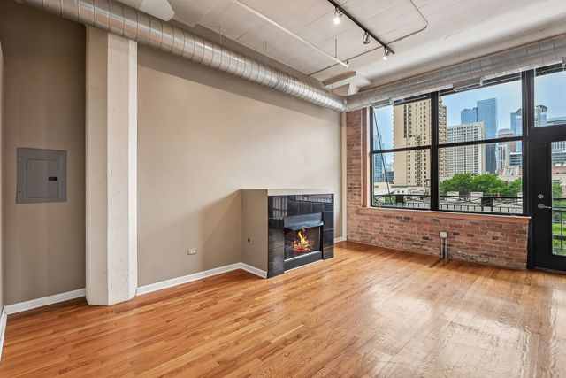 1601 S Michigan Avenue 405, Chicago, IL 60616