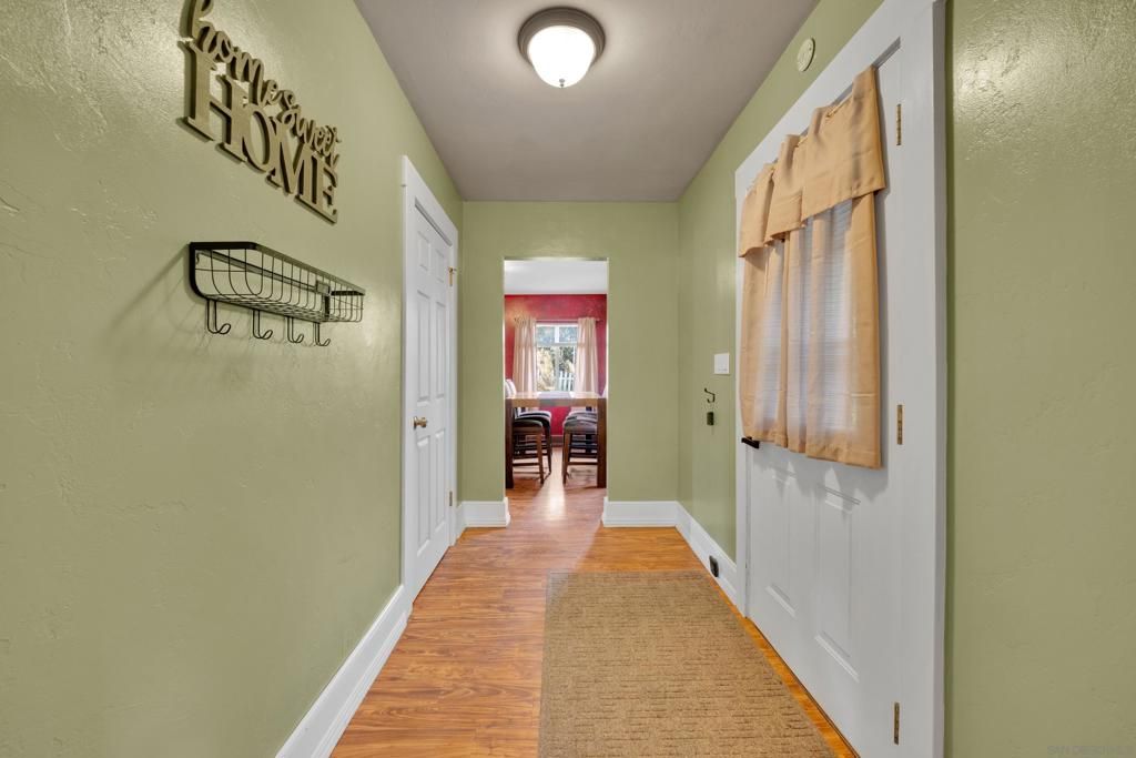Image 13 of property listing at 1242 Marshall Rd, Alpine, CA 91901