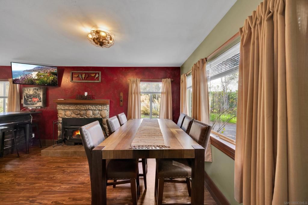 Image 15 of property listing at 1242 Marshall Rd, Alpine, CA 91901