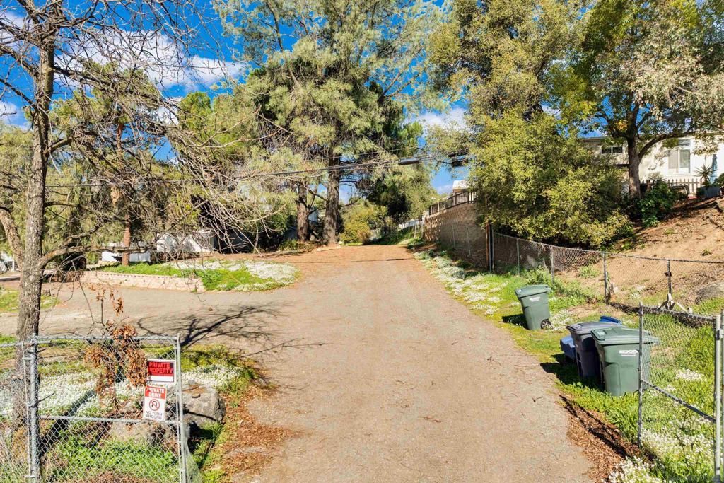 Image 2 of property listing at 1242 Marshall Rd, Alpine, CA 91901