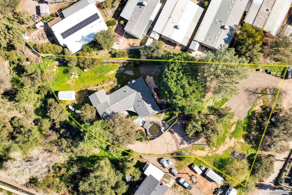 Image 3 of property listing at 1242 Marshall Rd, Alpine, CA 91901