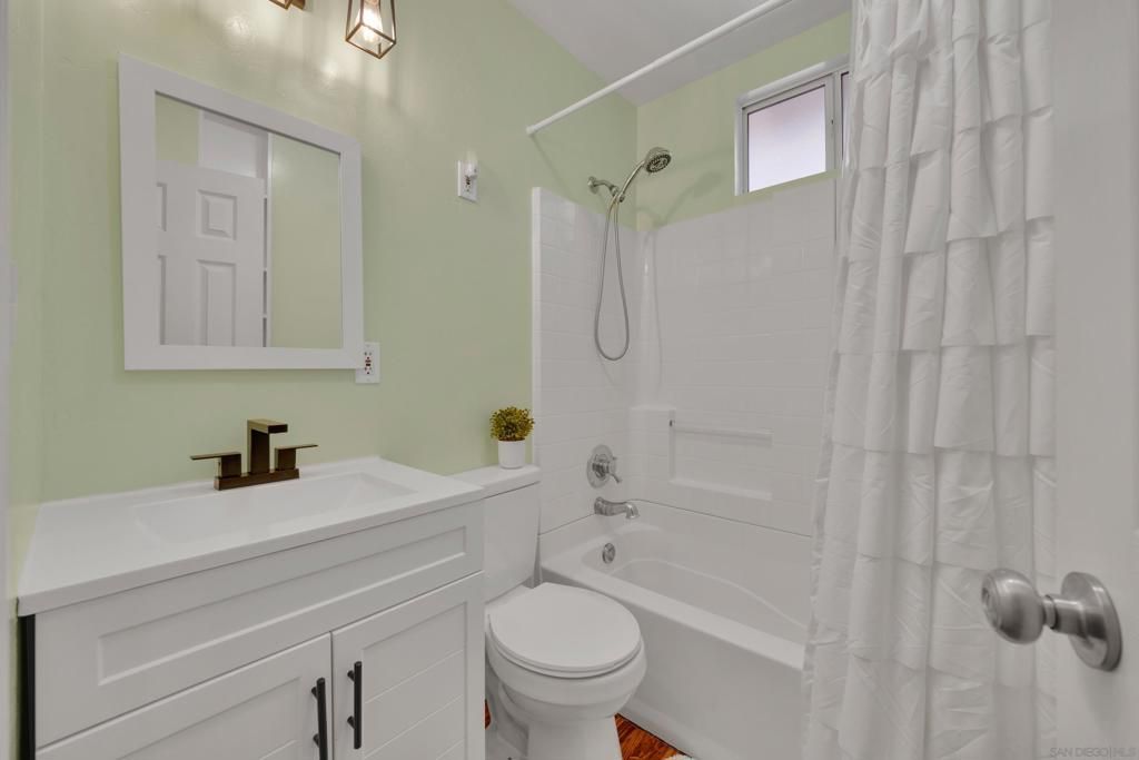 Image 31 of property listing at 1242 Marshall Rd, Alpine, CA 91901