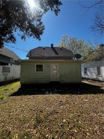 21 Hobson ST, Portsmouth, VA 23704