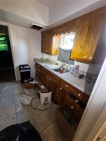 21 Hobson ST, Portsmouth, VA 23704