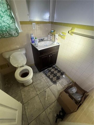 21 Hobson ST, Portsmouth, VA 23704