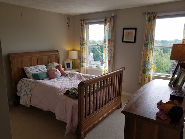 21 Julia Connors Drive, Burlington, MA 01803