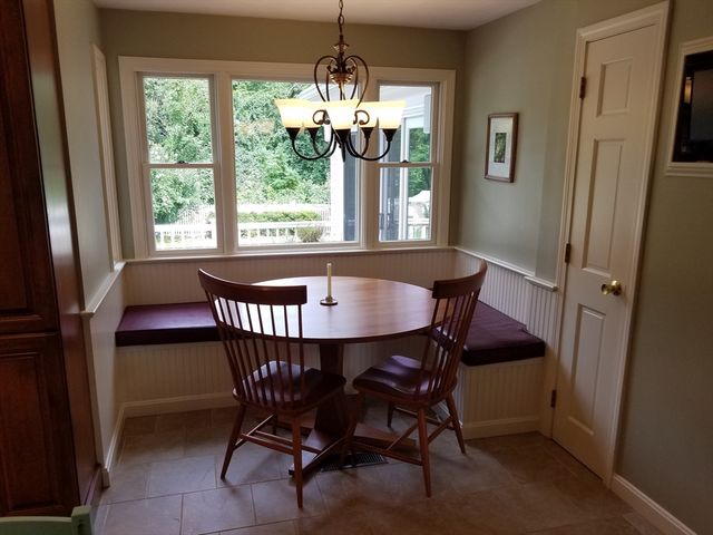 21 Julia Connors Drive, Burlington, MA 01803