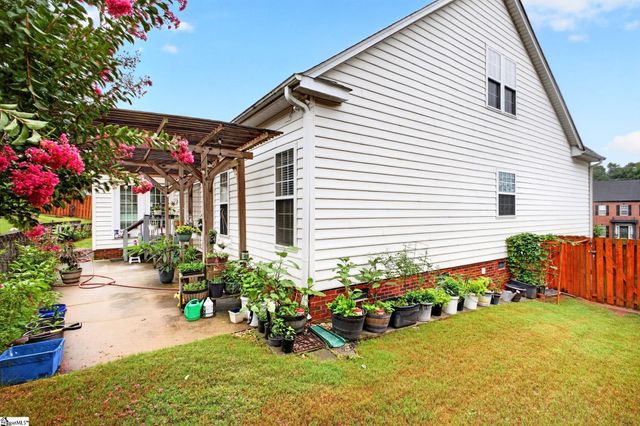 17 Suffolk Downs Way, Greenville, SC 29615