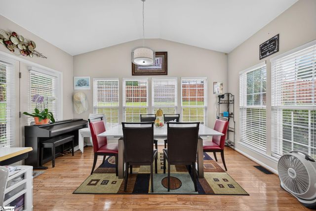 17 Suffolk Downs Way, Greenville, SC 29615