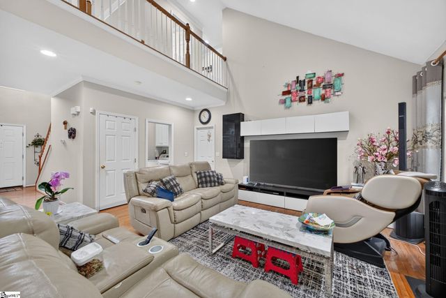 17 Suffolk Downs Way, Greenville, SC 29615