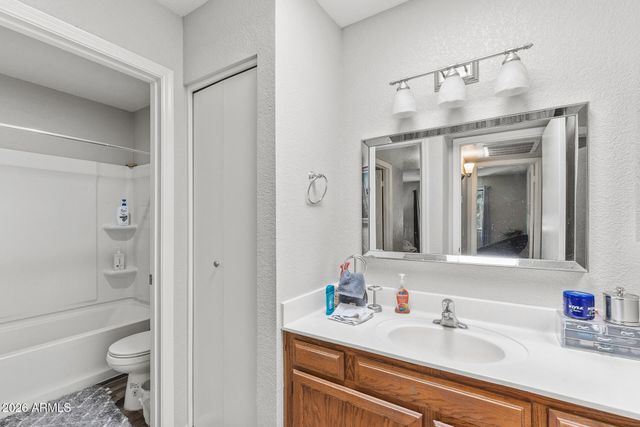 2146 W ISABELLA Avenue 215, Mesa, AZ 85202