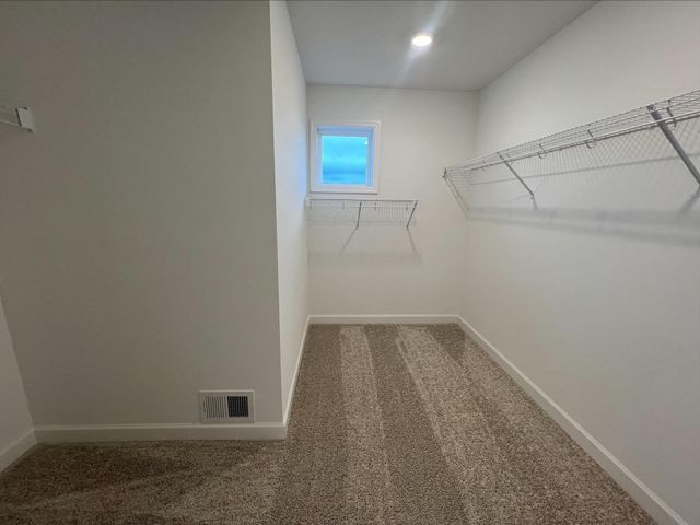 7460 Lotus Lane, Lino Lakes, MN 55038