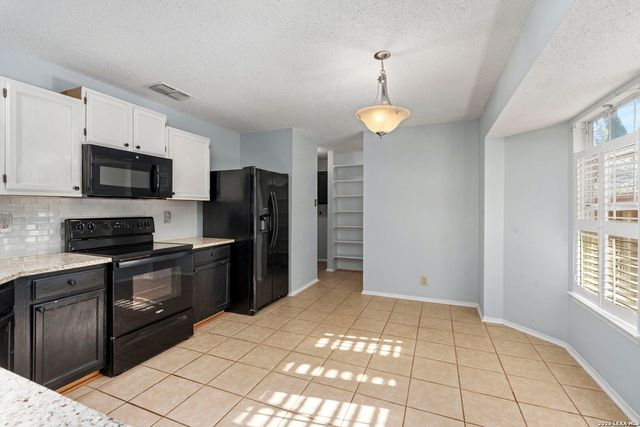 8327 Terra Ferna, San Antonio, TX 78251