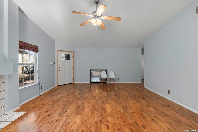 8327 Terra Ferna, San Antonio, TX 78251