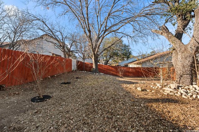 8327 Terra Ferna, San Antonio, TX 78251