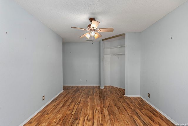 8327 Terra Ferna, San Antonio, TX 78251