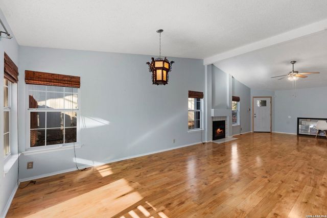 8327 Terra Ferna, San Antonio, TX 78251