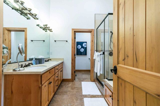 7069 9th Avenue B, Tahoma, CA 96142