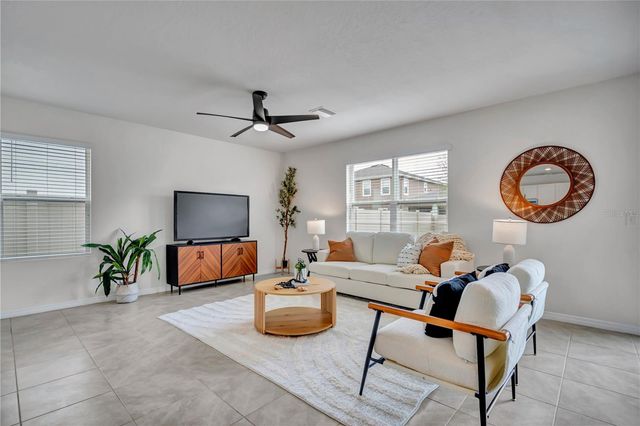 32606 CANYONLANDS DRIVE, Wesley Chapel, FL 33543