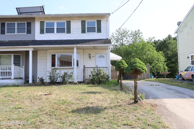 814 Laurel Street, Lakehurst, NJ 08733