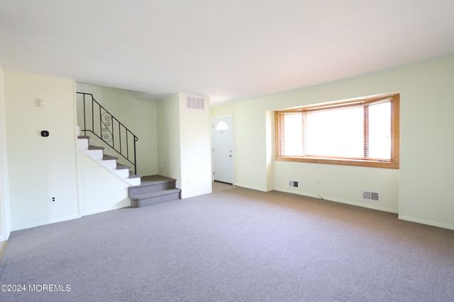814 Laurel Street, Lakehurst, NJ 08733