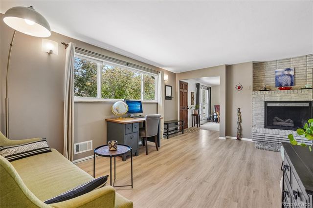 1666 W Sterne Parkway, Littleton, CO 80120