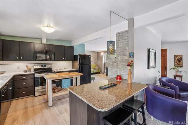 1666 W Sterne Parkway, Littleton, CO 80120