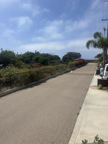 505 N Cedros, Solana Beach, CA 92075