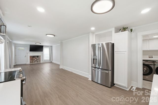 912 Laura Avenue, Kannapolis, NC 28083