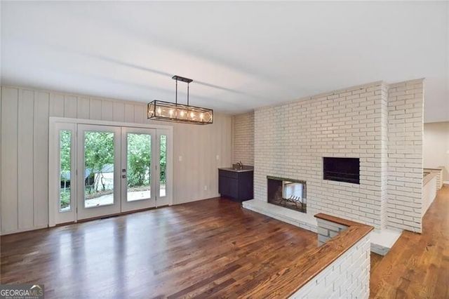 4176 Triple Creek Court NE, Atlanta, GA 30319