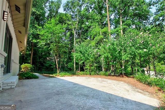 4176 Triple Creek Court NE, Atlanta, GA 30319