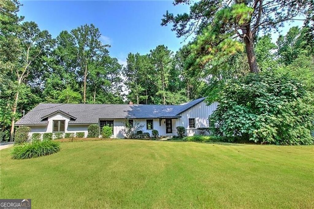 4176 Triple Creek Court NE, Atlanta, GA 30319