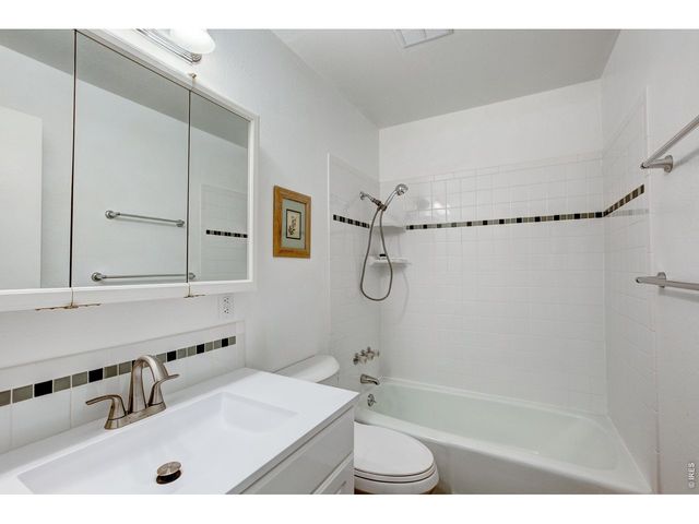 1131 Fairway Club Cir B-3, Estes Park, CO 80517