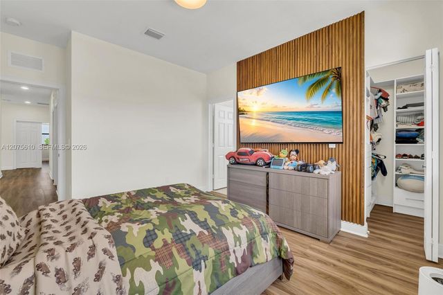 10204 NW 86th Street, Doral, FL 33178