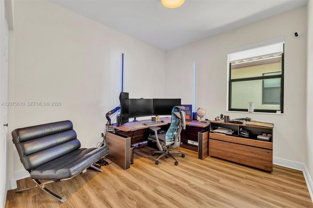 10204 NW 86th Street, Doral, FL 33178