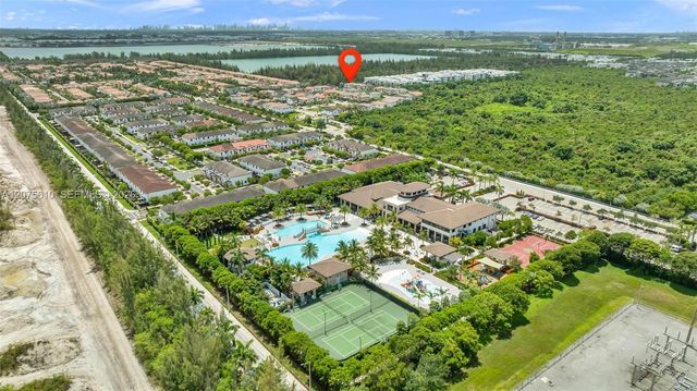 10204 NW 86th Street, Doral, FL 33178