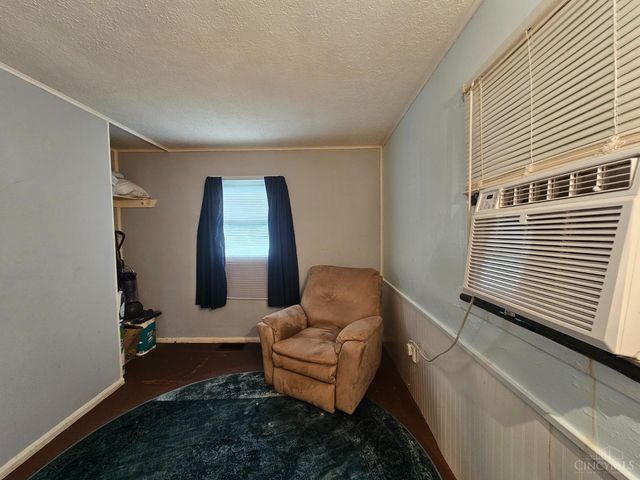 4728 Kirby Avenue, Cincinnati, OH 45223