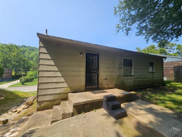 4728 Kirby Avenue, Cincinnati, OH 45223