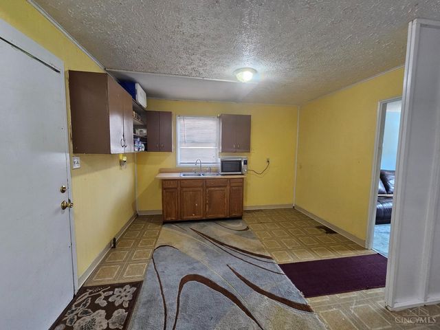 4728 Kirby Avenue, Cincinnati, OH 45223