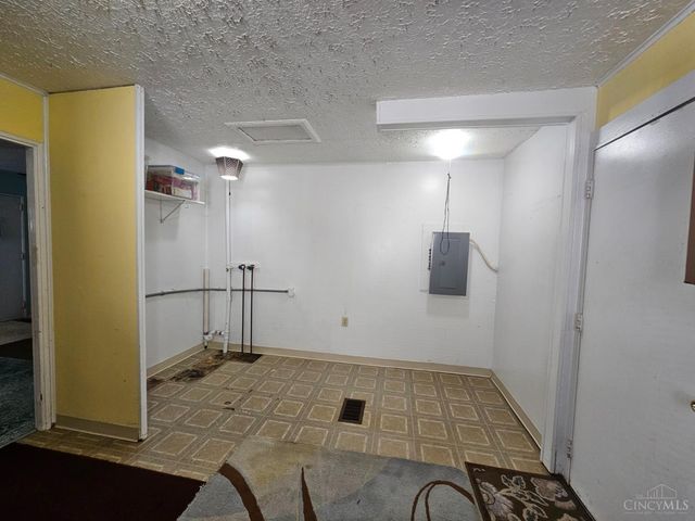 4728 Kirby Avenue, Cincinnati, OH 45223