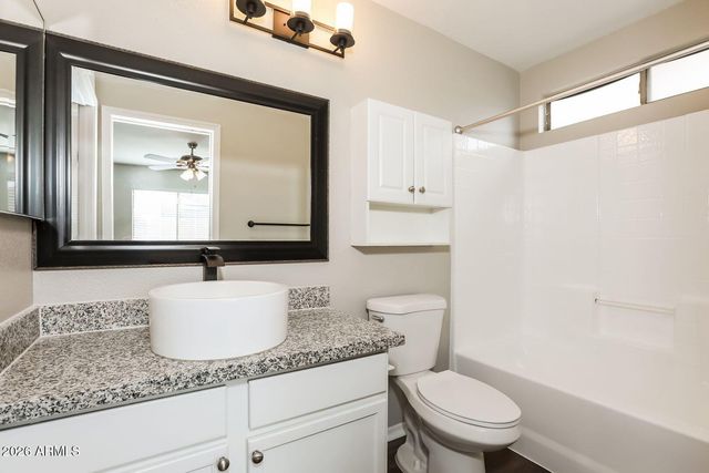 841 E LAMONTE Street, San Tan Valley, AZ 85140